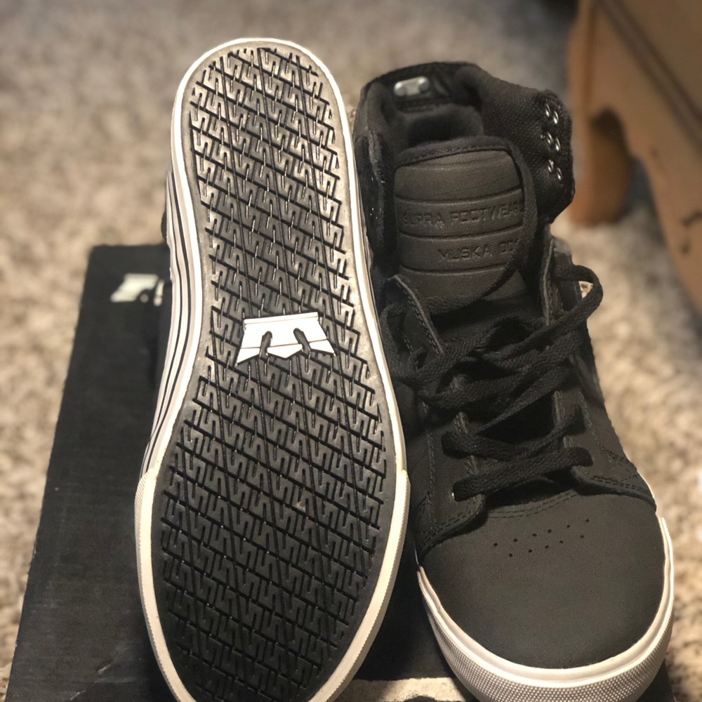 SUPRA SKYTOP TUF NEW!!!